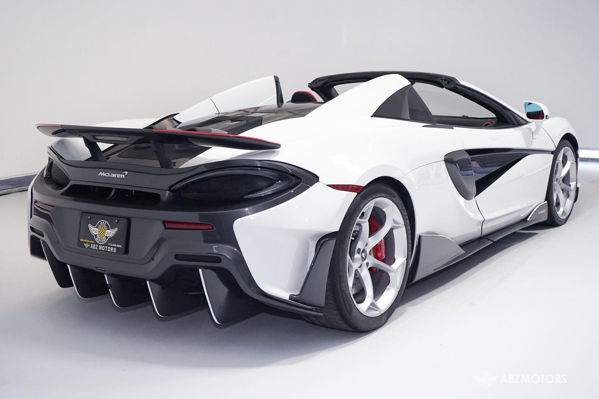 Used 2020 McLaren 600LT Spider photo 6