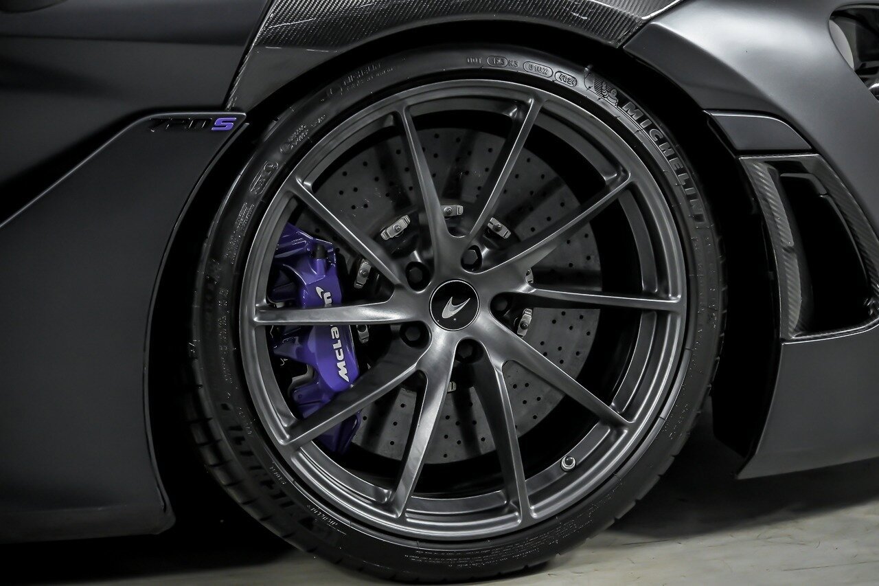 Used 2019 McLaren 720S photo 19