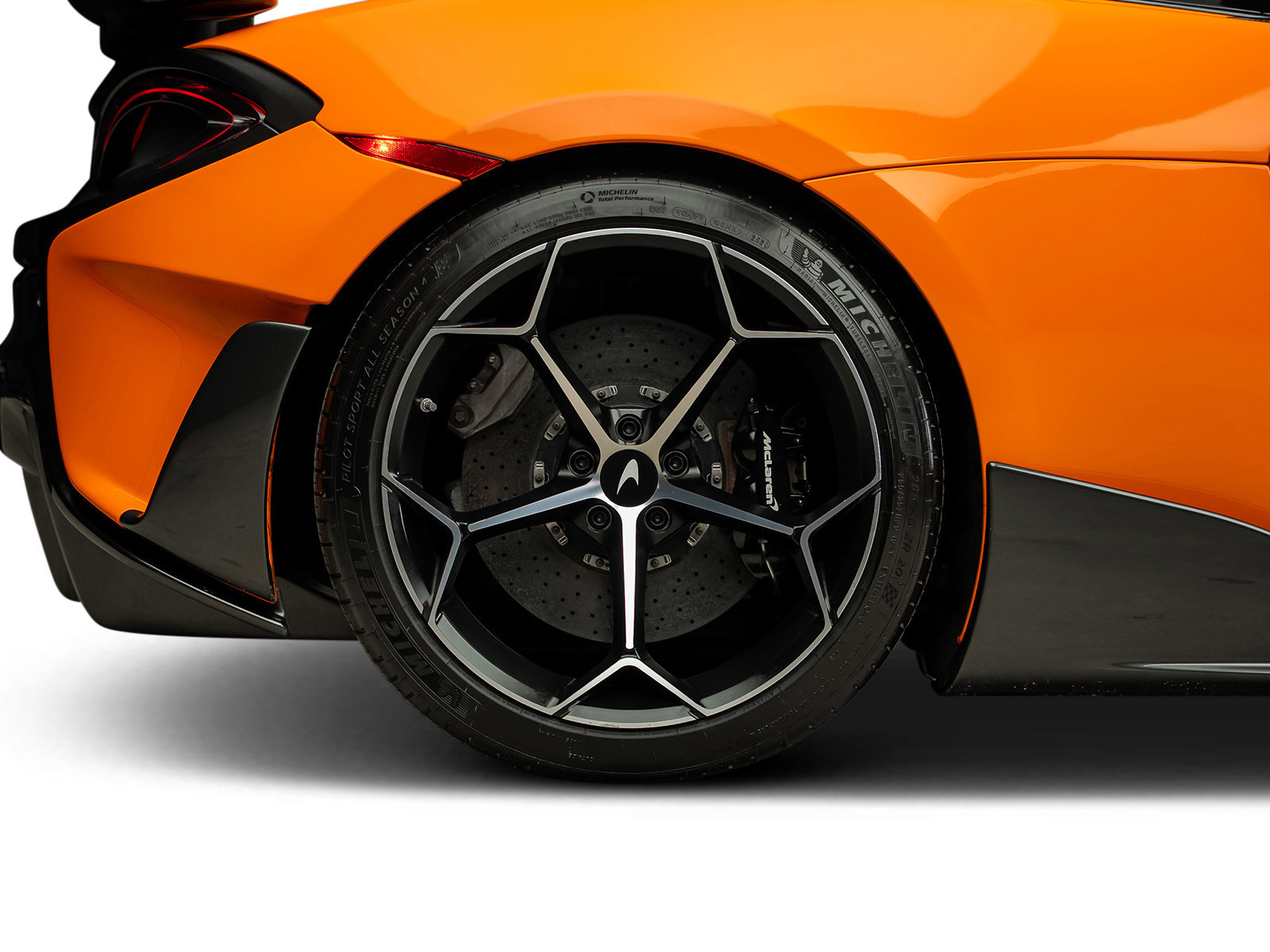 Used 2020 McLaren 600LT Spider photo 31