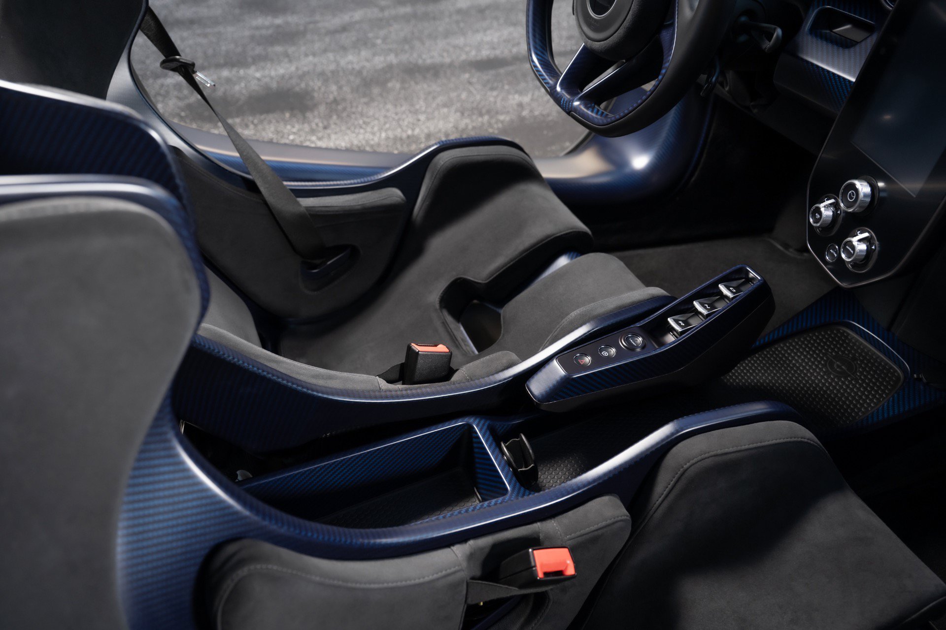 Used 2019 McLaren Senna photo 41
