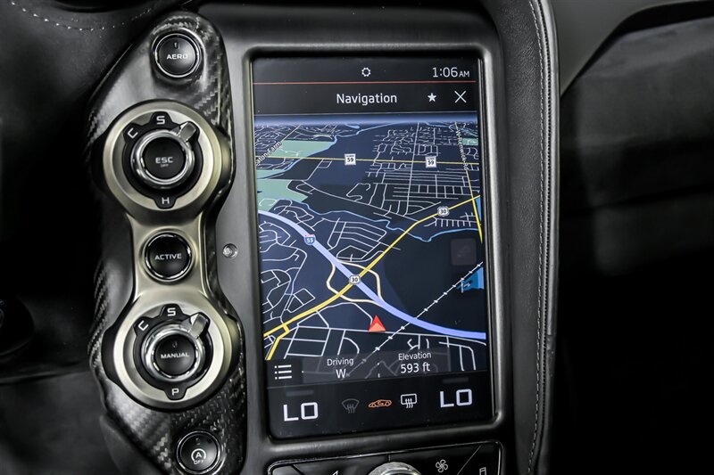 Used 2018 McLaren 720S photo 34