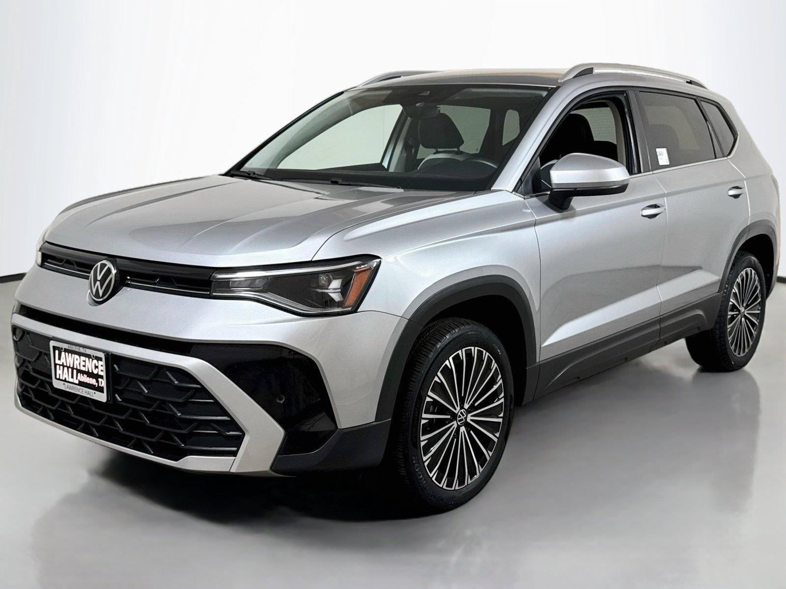 Used 2025 Volkswagen Taos SE