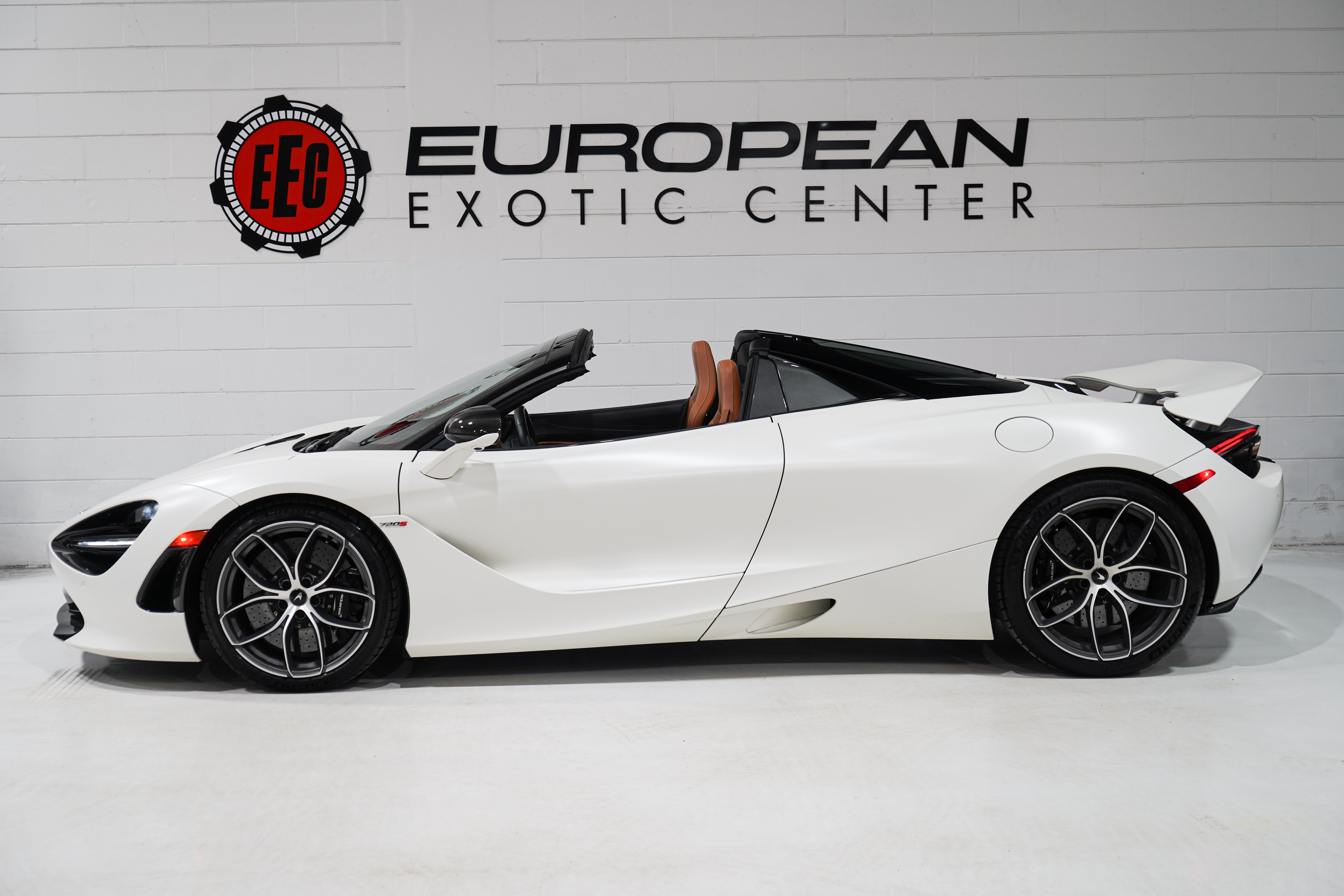 Used 2020 McLaren 720S Spider photo 24