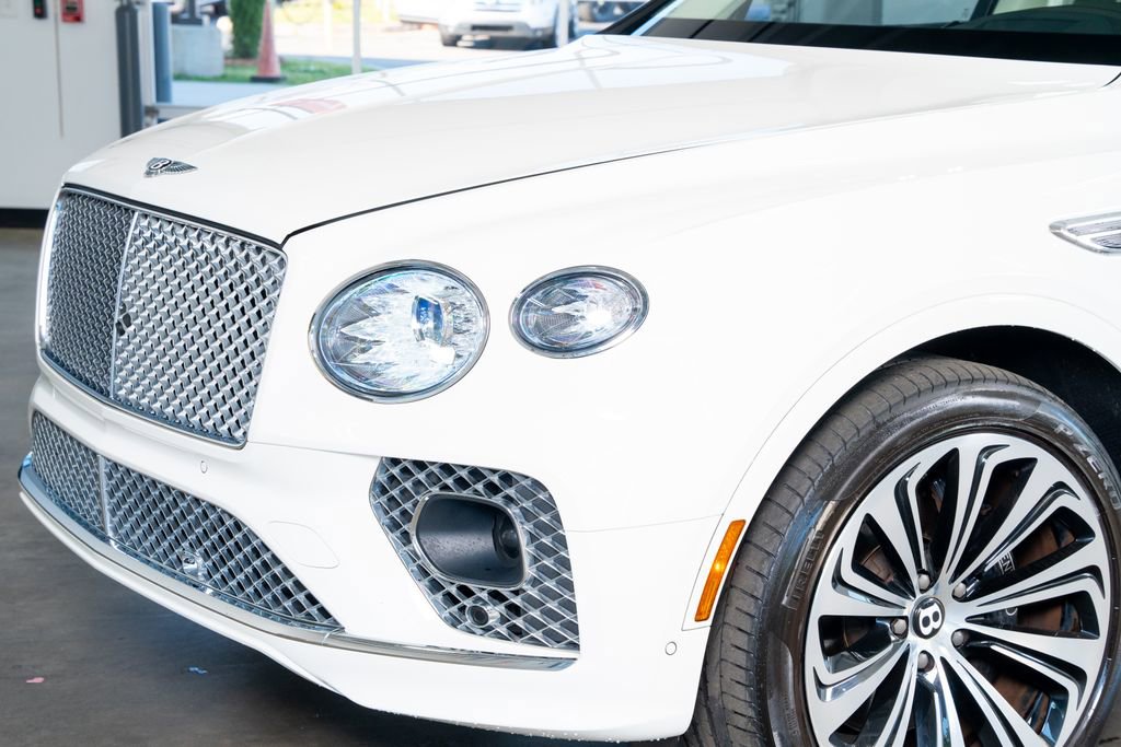 2021 Bentley Bentayga Plug-In Hybrid