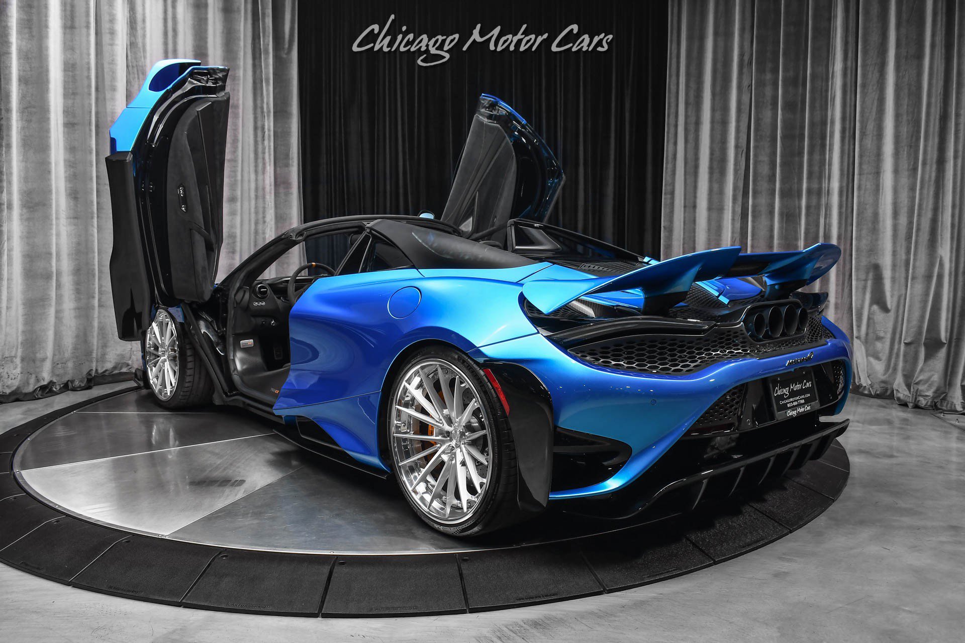 Used 2022 McLaren 765LT photo 42