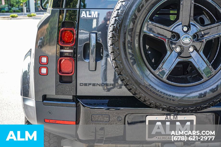 2023 Land Rover Defender 110 S