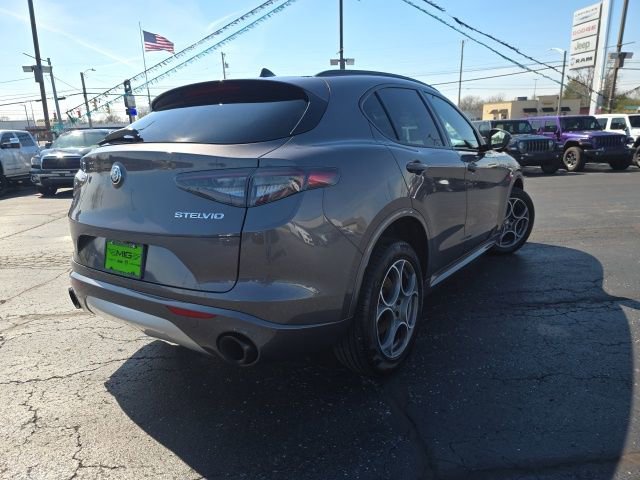 2024 Alfa Romeo Stelvio Ti