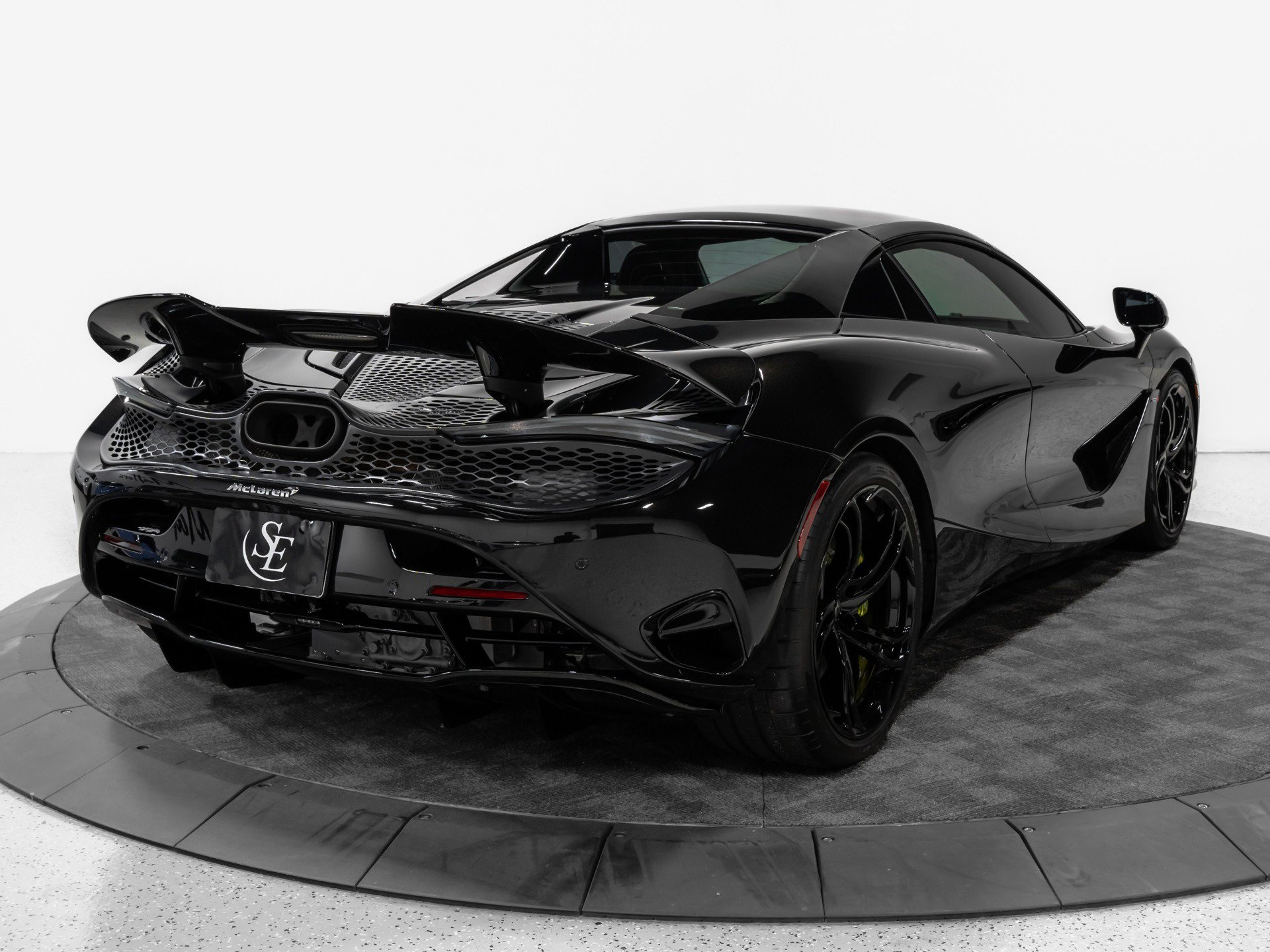 Used 2025 McLaren 750S Spider photo 25