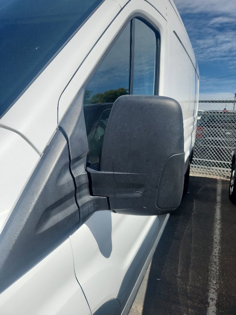 2023 Ford Transit 250 Medium Roof
