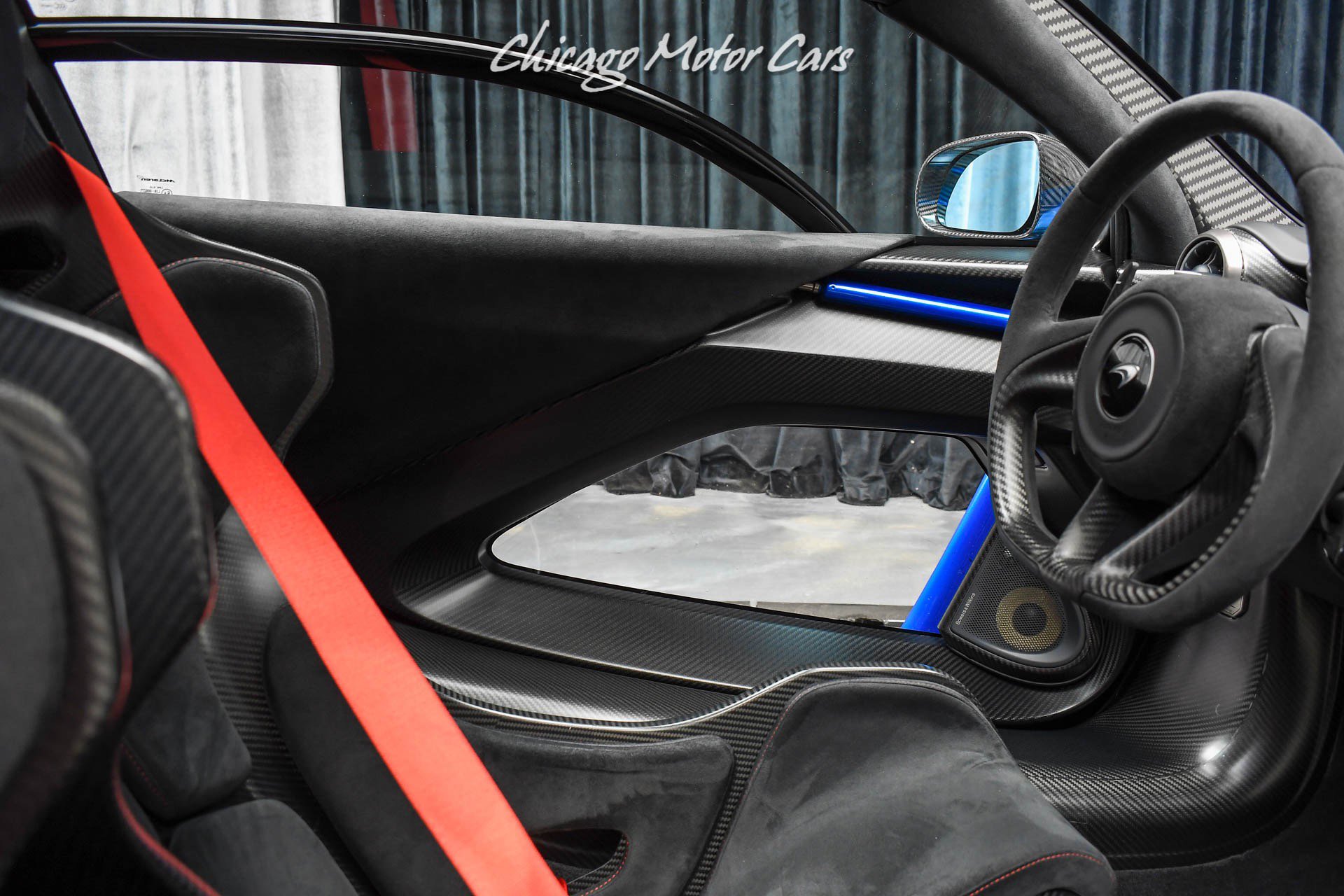 Used 2019 McLaren Senna Coupe ULTRA RARE Only 1685 Mil photo 27