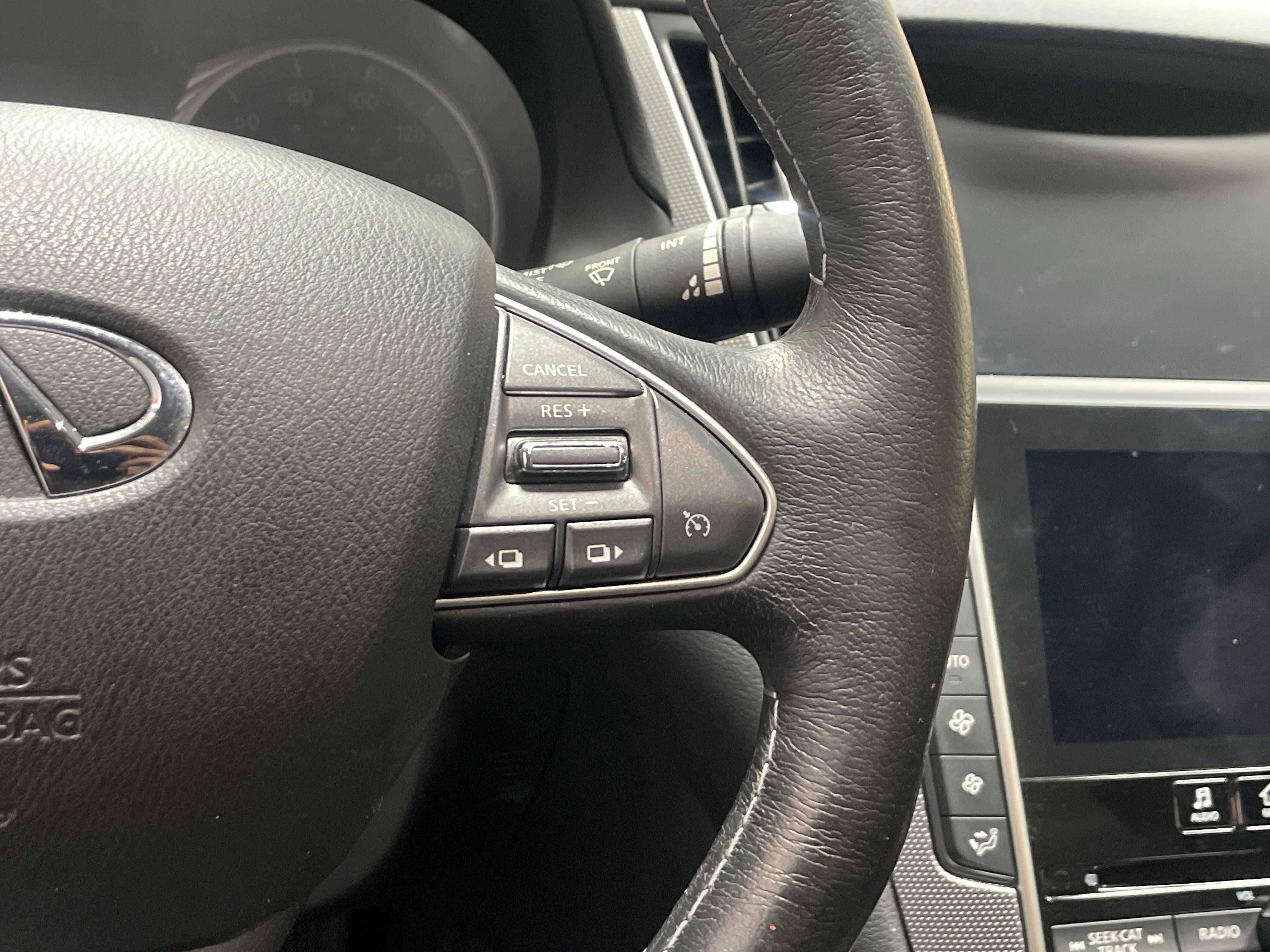 2016 INFINITI Q50 Premium