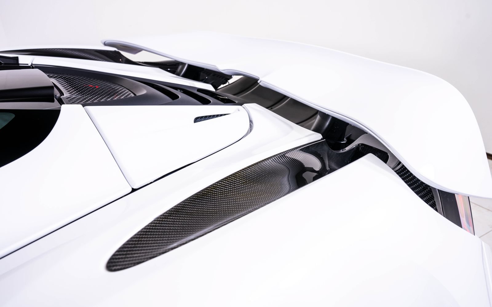 Used 2021 McLaren 720S Performance photo 15