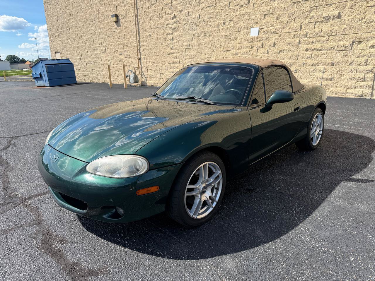Used 2001 MAZDA MX-5 Miata