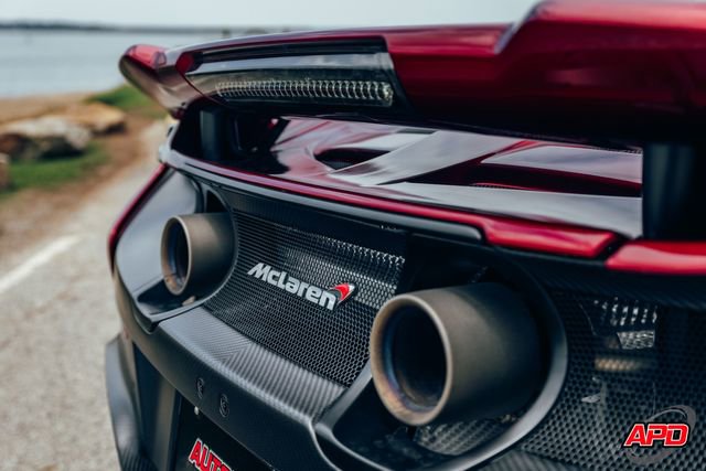 Used 2016 McLaren 675LT Coupe photo 45