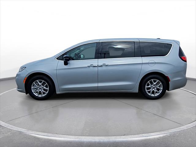 2024 Chrysler Pacifica Touring-L