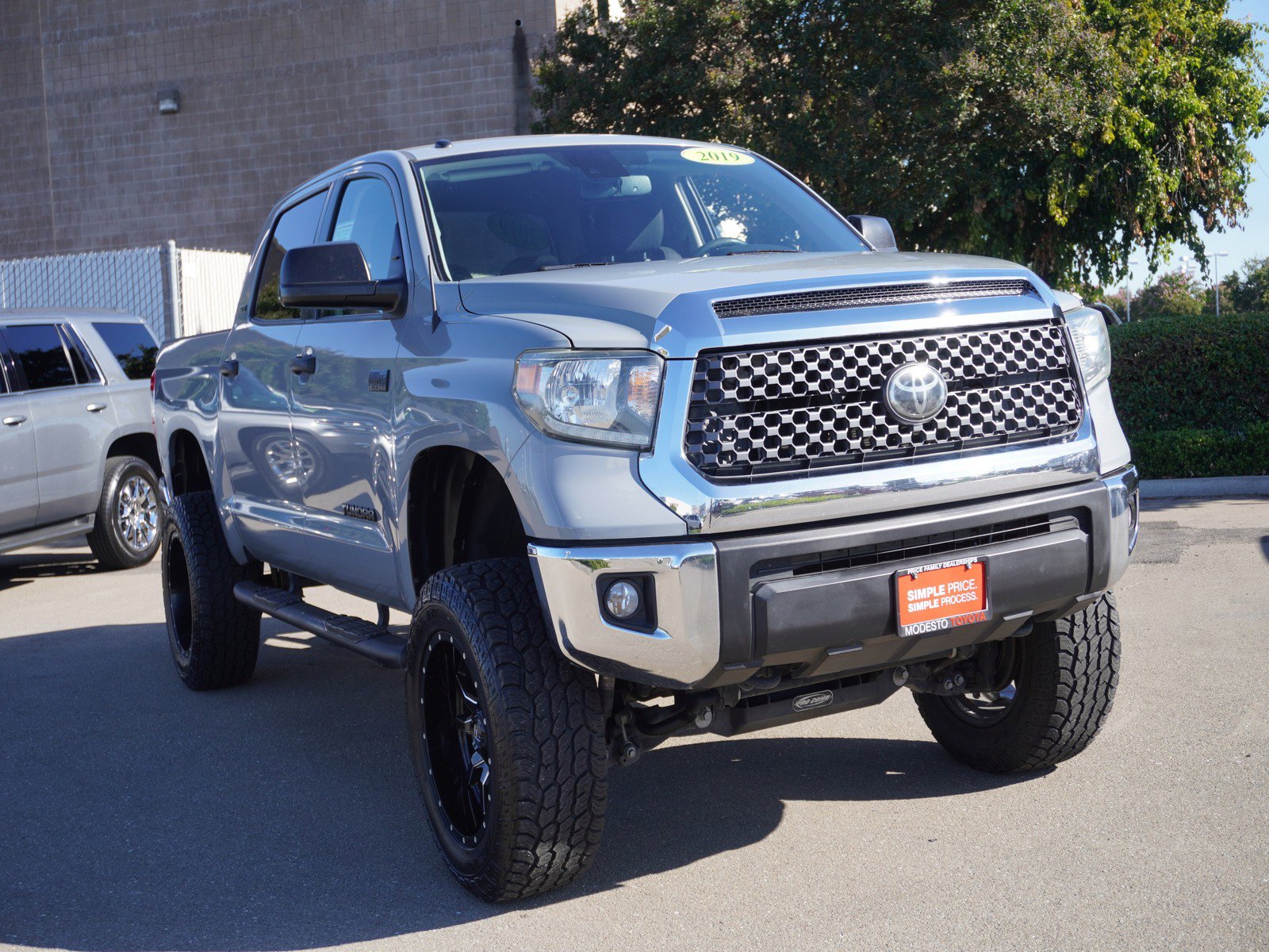 Used 2019 Toyota Tundra SR5 w/ SR5 Upgrade Package