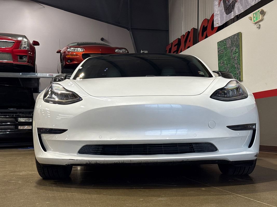 2020 Tesla Model 3 Performance