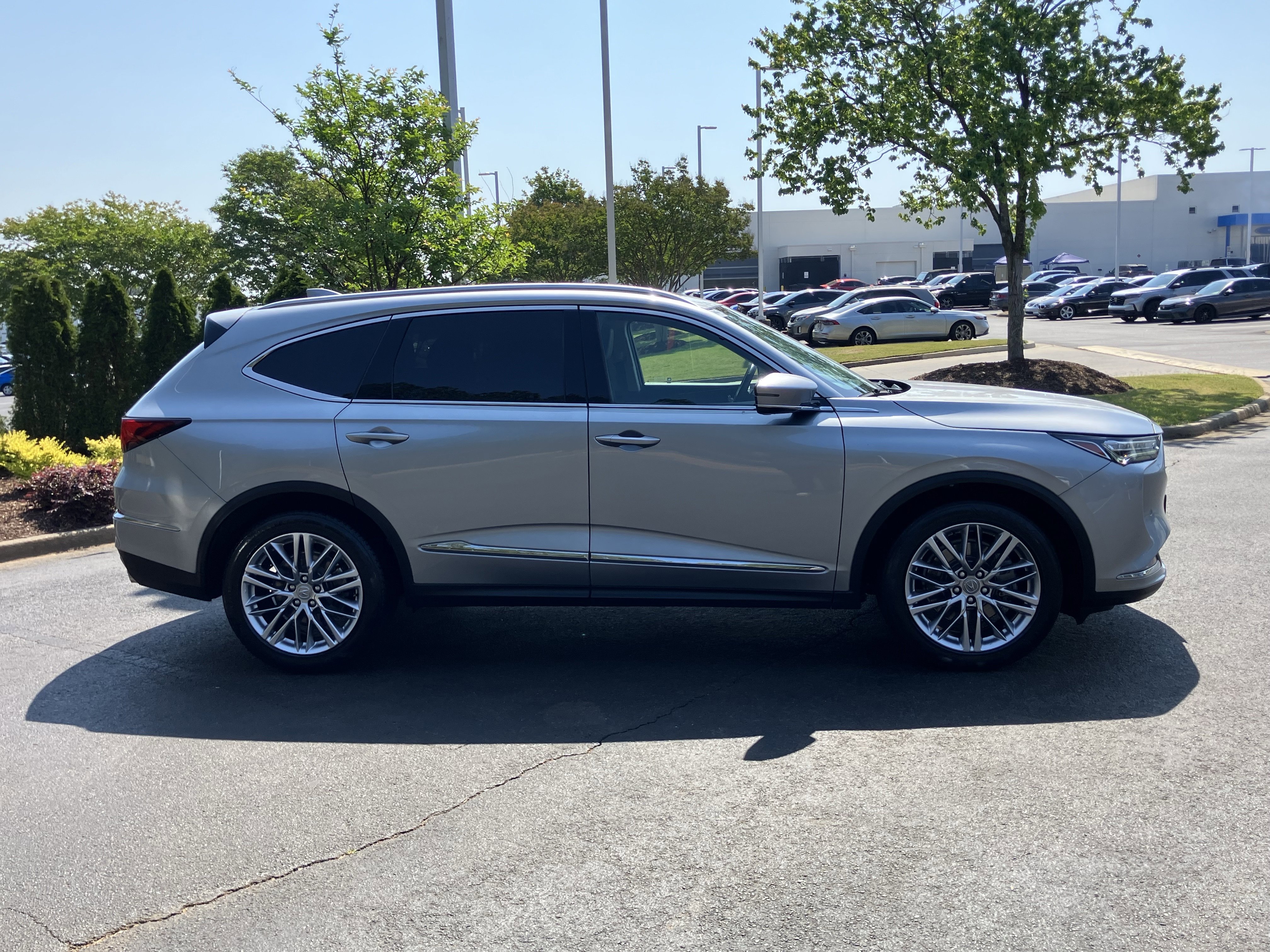 2023 Acura MDX SH-AWD w/ Advance Package