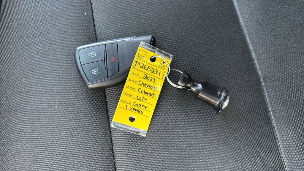 2023 Chevrolet Colorado W/T