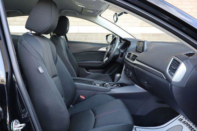 2017 MAZDA Mazda3 Sport