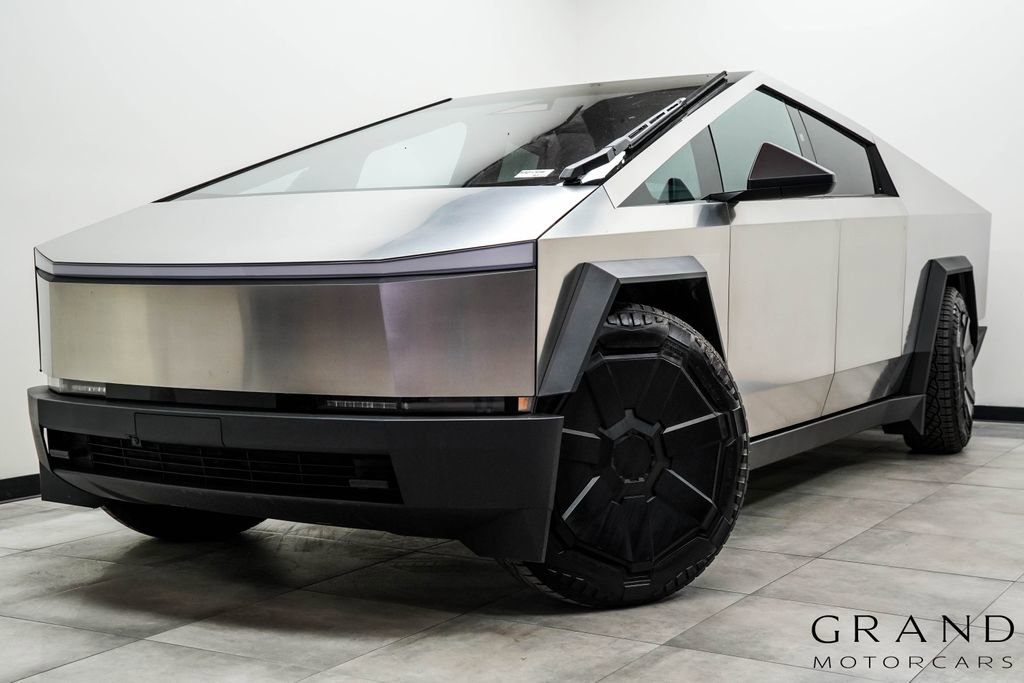 2024 Tesla Cybertruck AWD Crew Cab