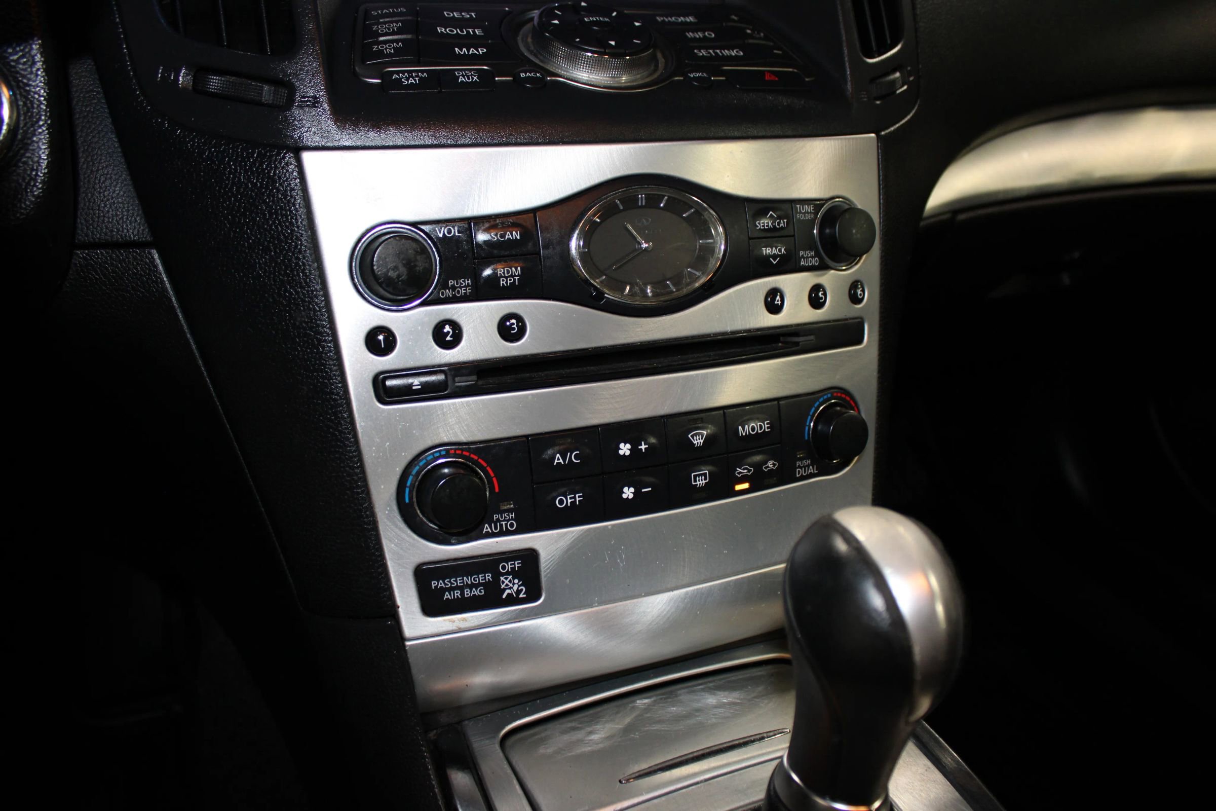 2014 INFINITI Q60 Journey