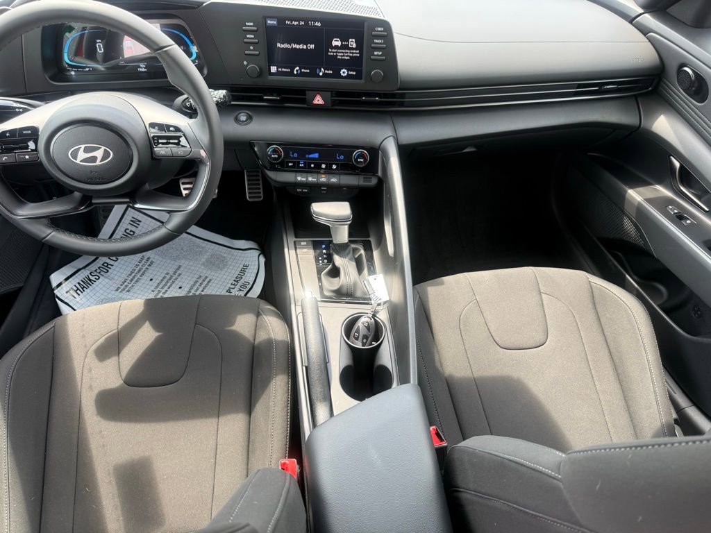 2025 Hyundai Elantra Sport