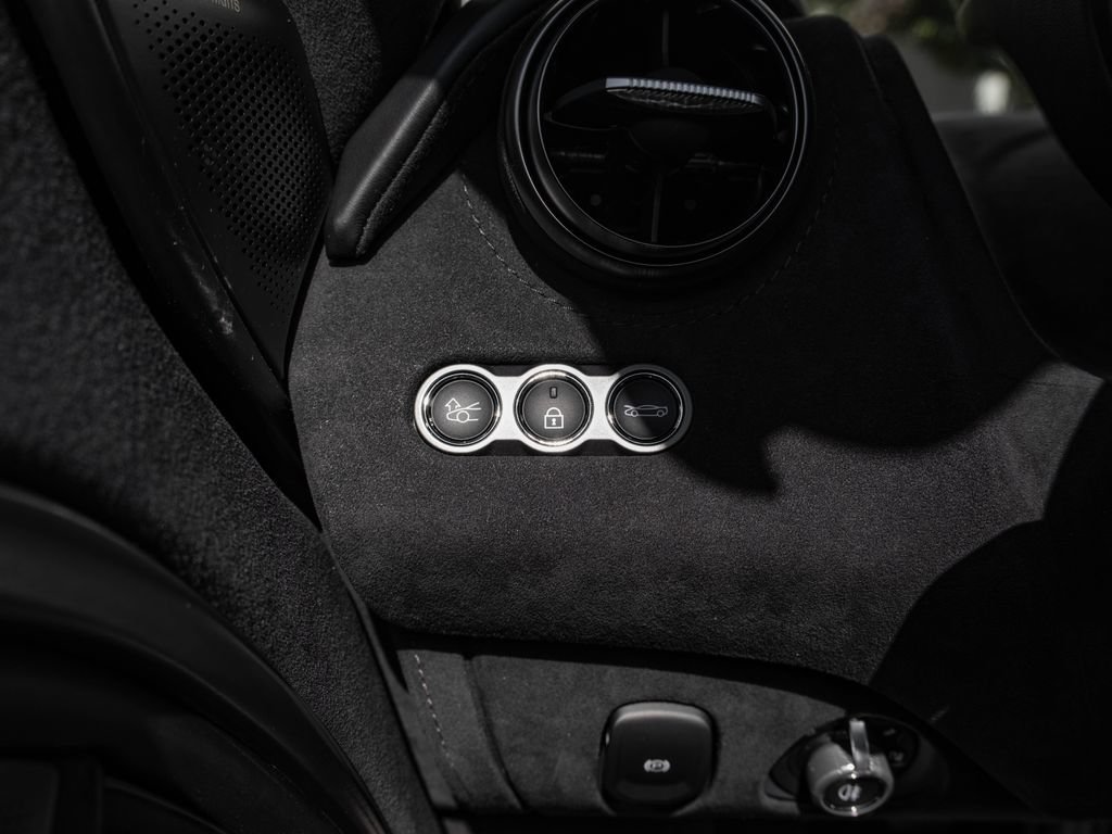 New 2026 McLaren 750S Spider photo 19