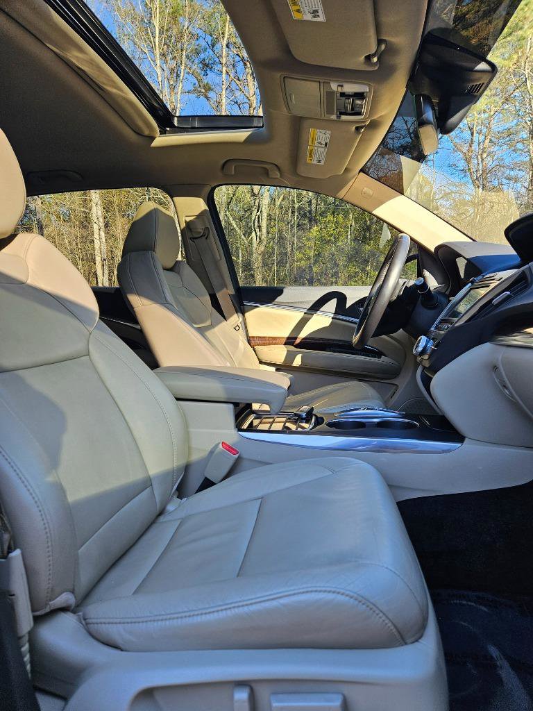 2017 Acura MDX FWD w/ Technology Package