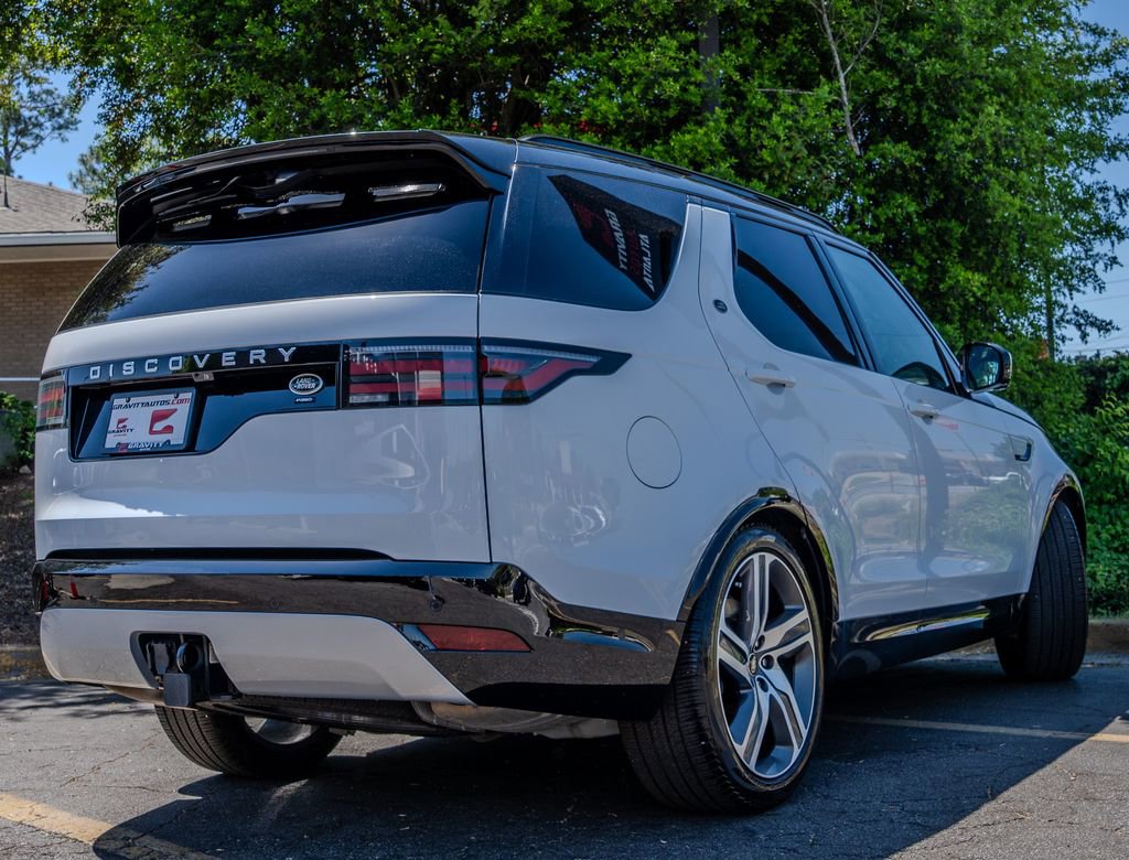 2023 Land Rover Discovery Metropolitan Edition