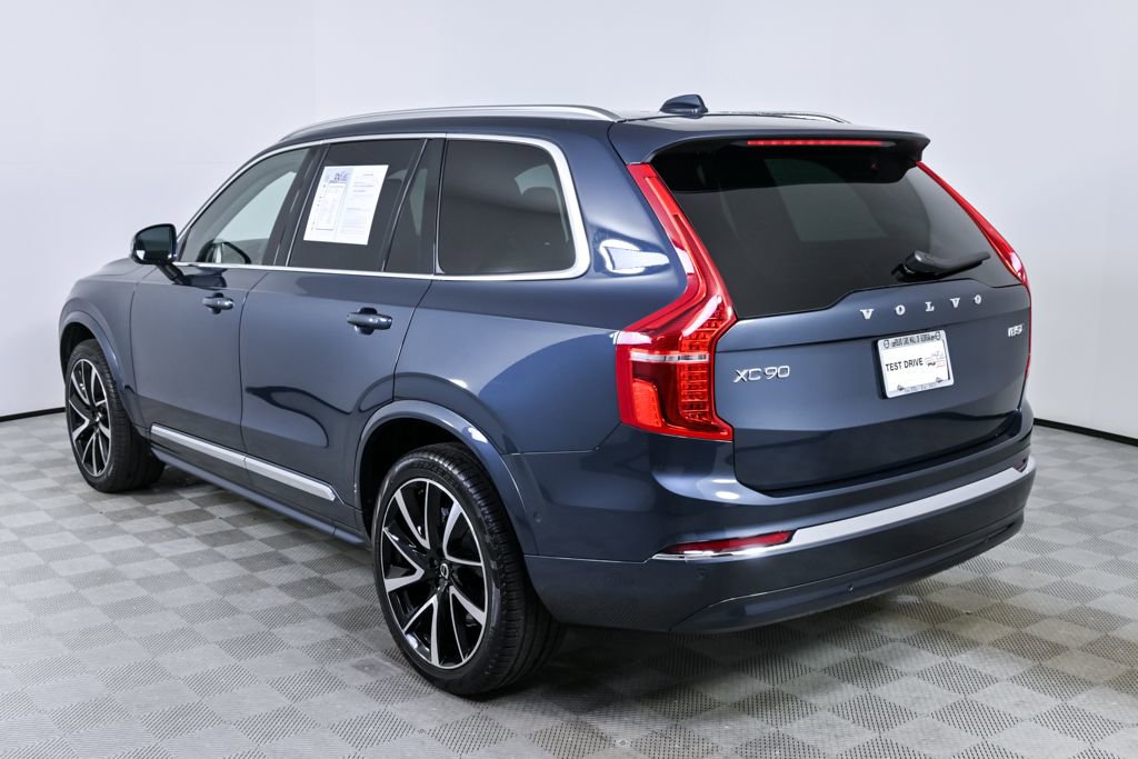 2023 Volvo Xc90 B5 Plus