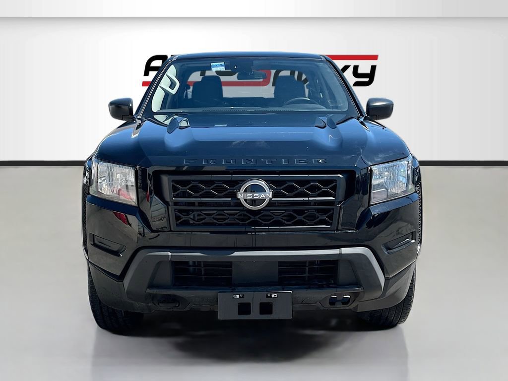 2023 Nissan Frontier S