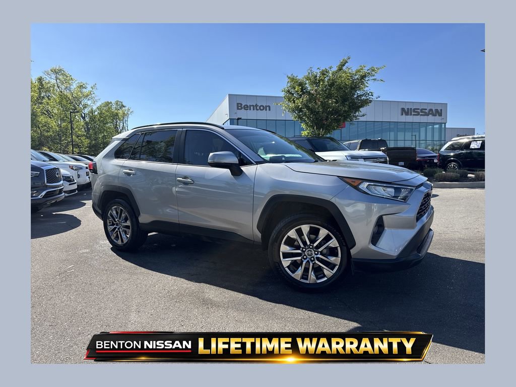 2019 Toyota RAV4 XLE Premium