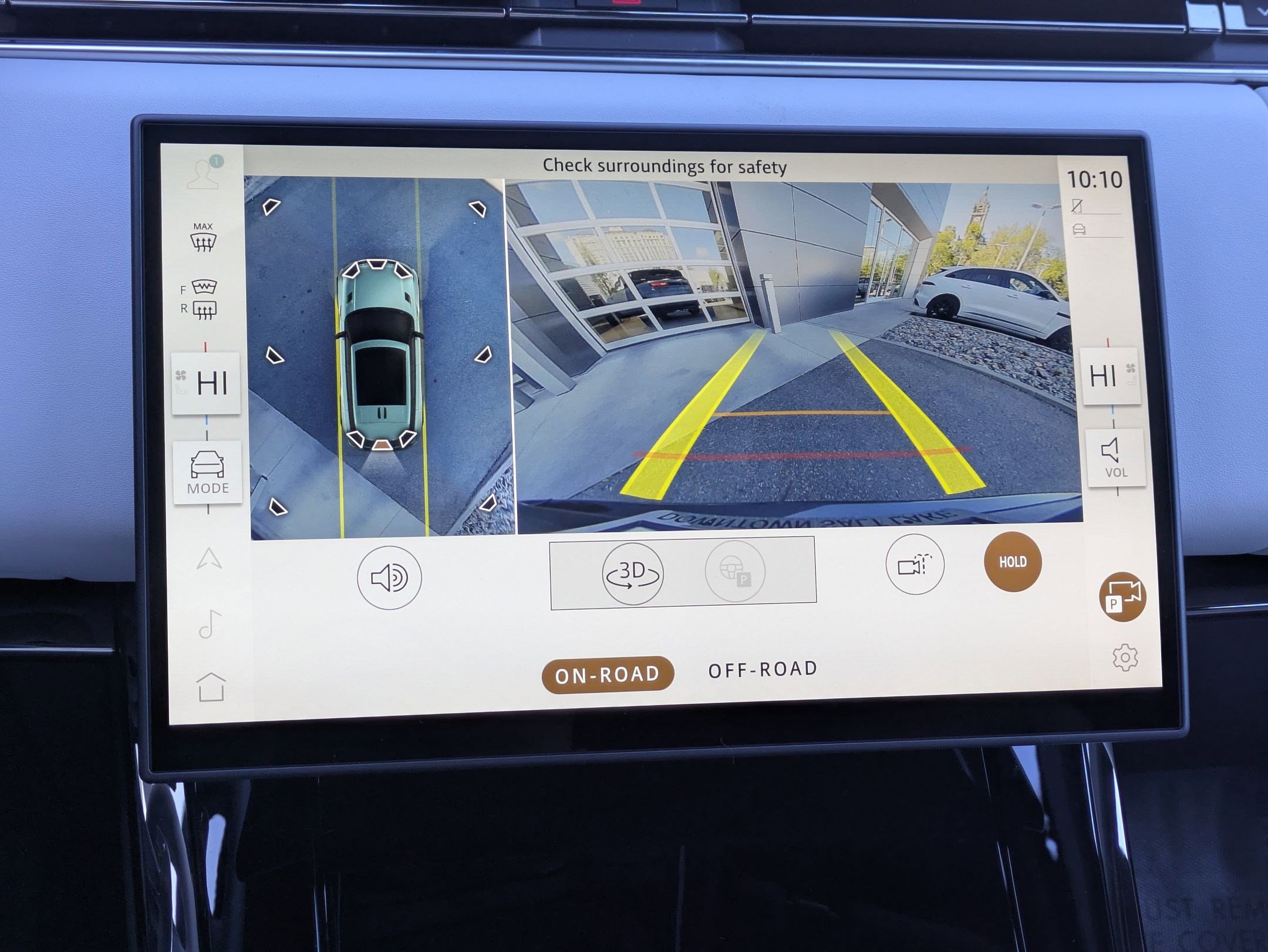 2026 Land Rover Range Rover Sport SE