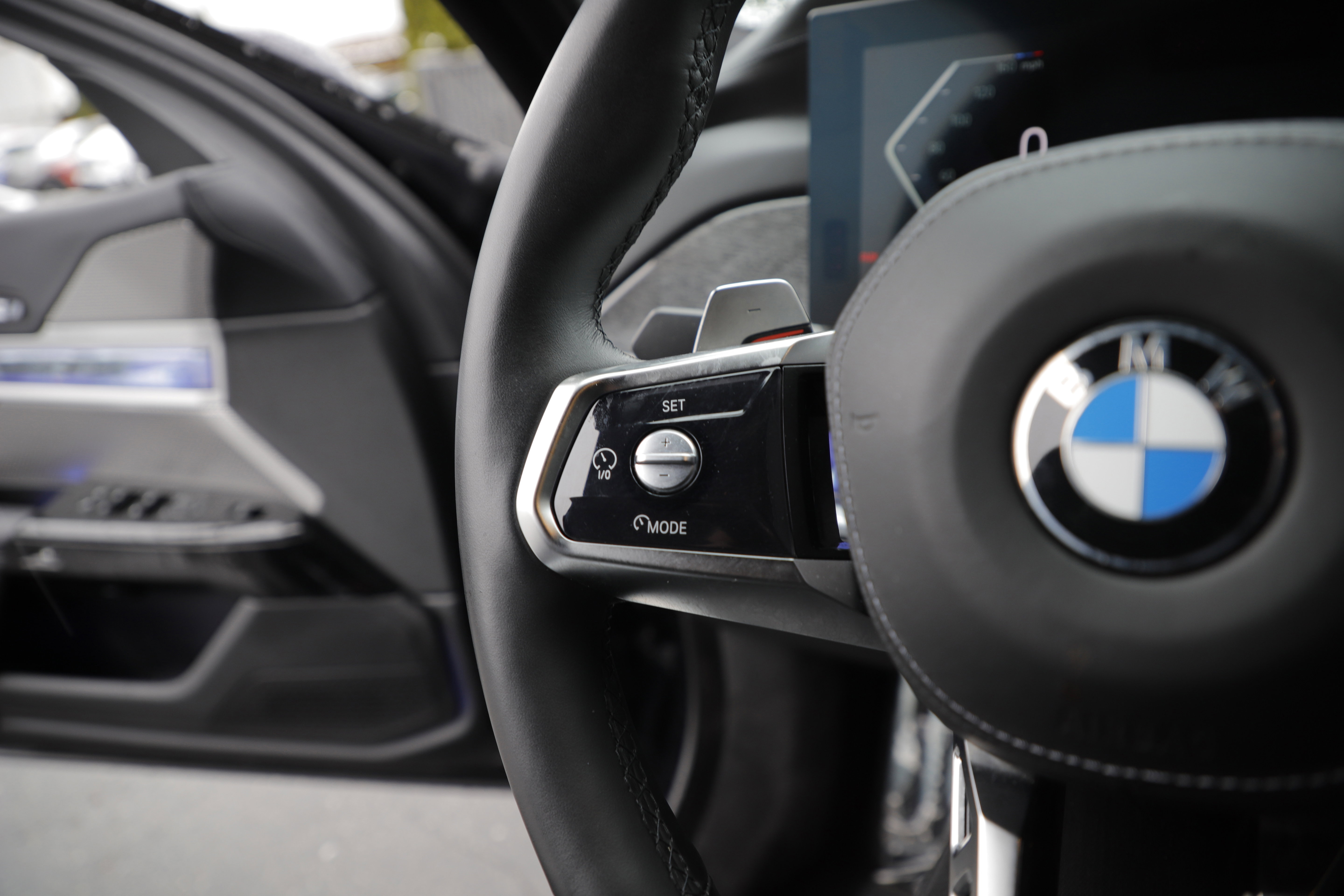 2024 BMW 760i xDrive