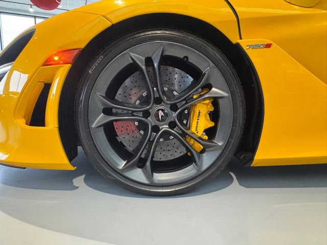 Used 2019 McLaren 720S Performance photo 18