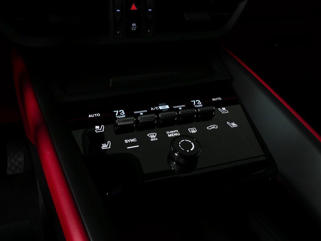 2025 Porsche Macan 4 Electric