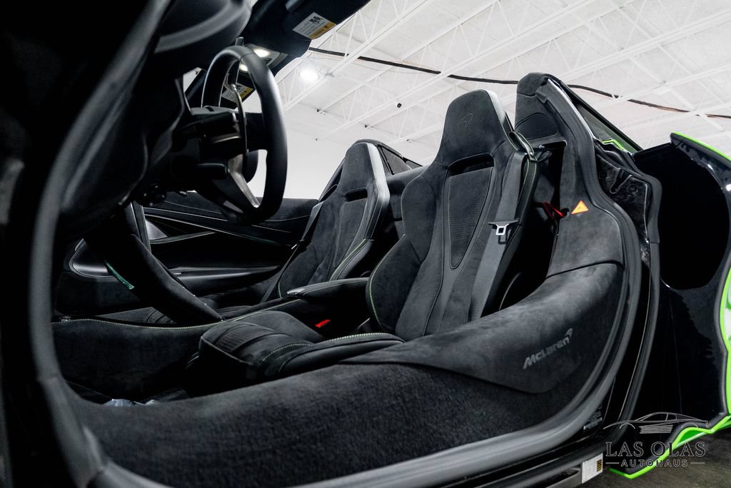 Used 2026 McLaren 750S Spider photo 36