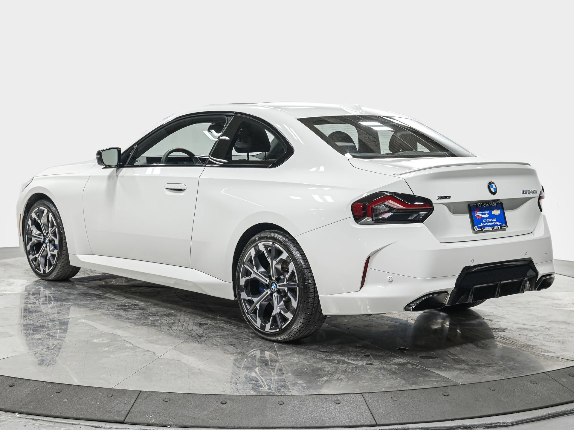 2025 BMW M240i xDrive Coupe