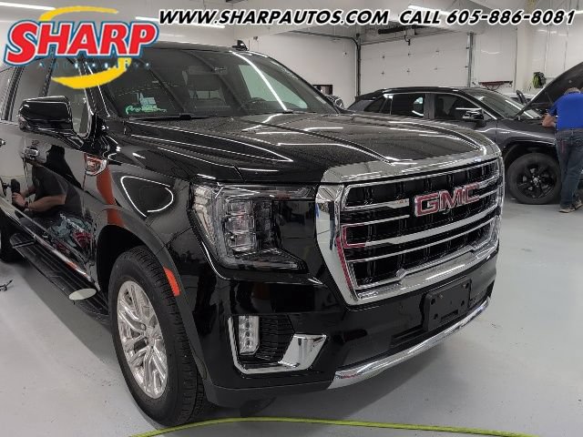 Used 2022 GMC Yukon XL SLT w/ SLT Luxury Package