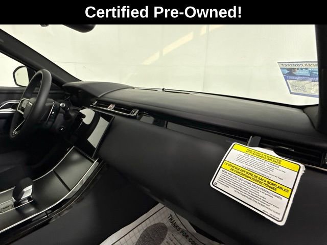 2026 Land Rover Range Rover Velar Dynamic SE