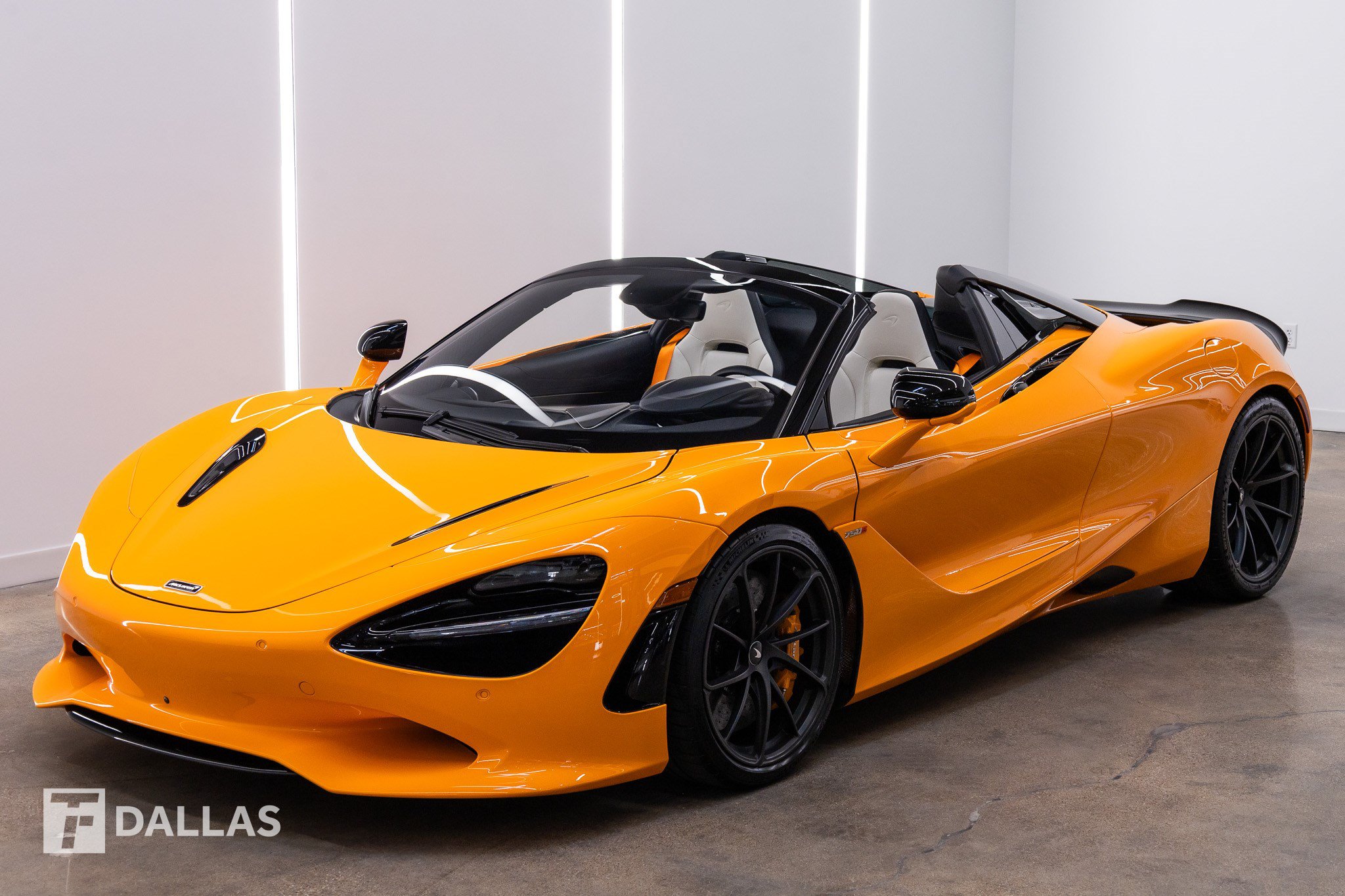Used 2024 McLaren 750S Spider photo 9