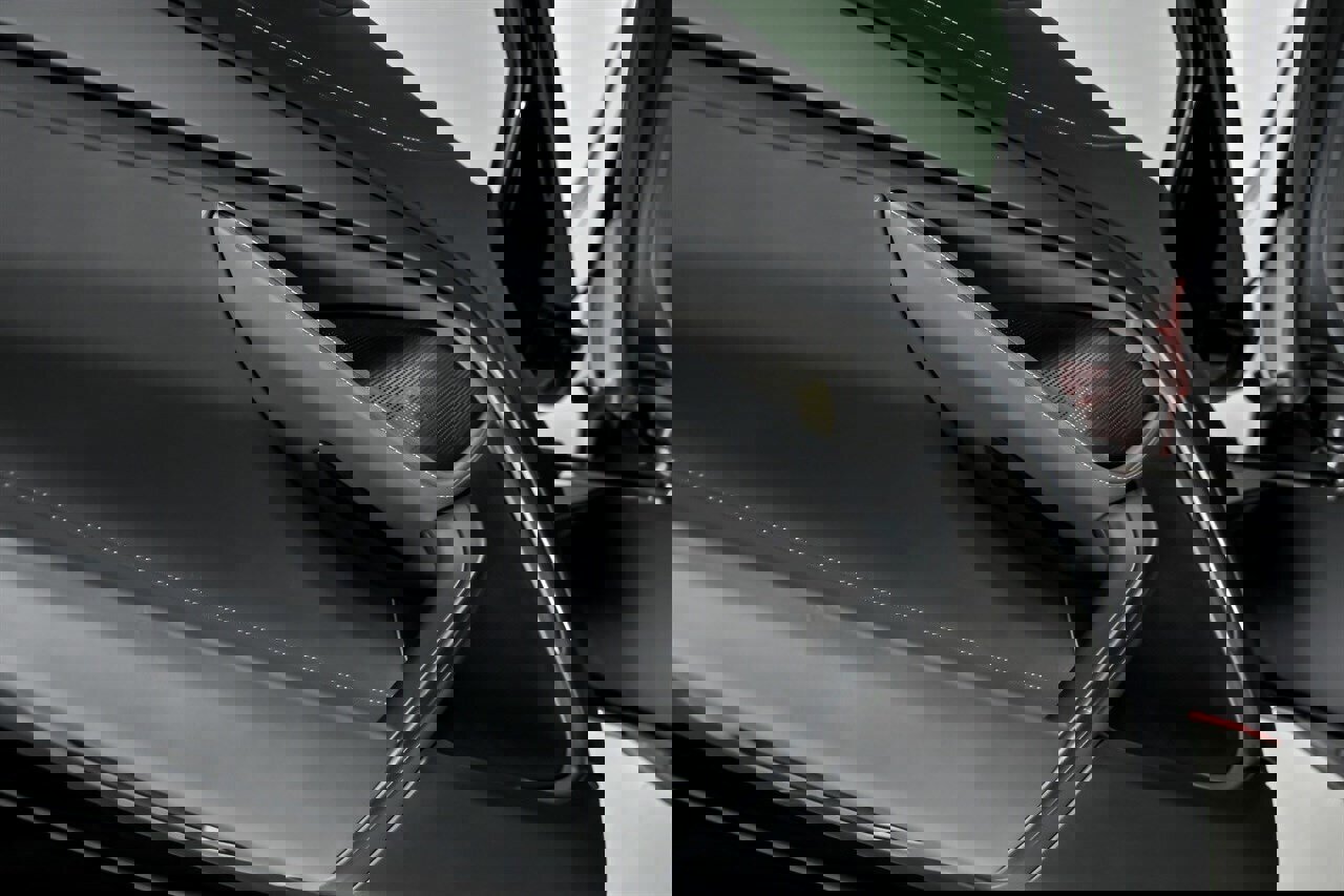 Used 2018 McLaren 720S photo 22