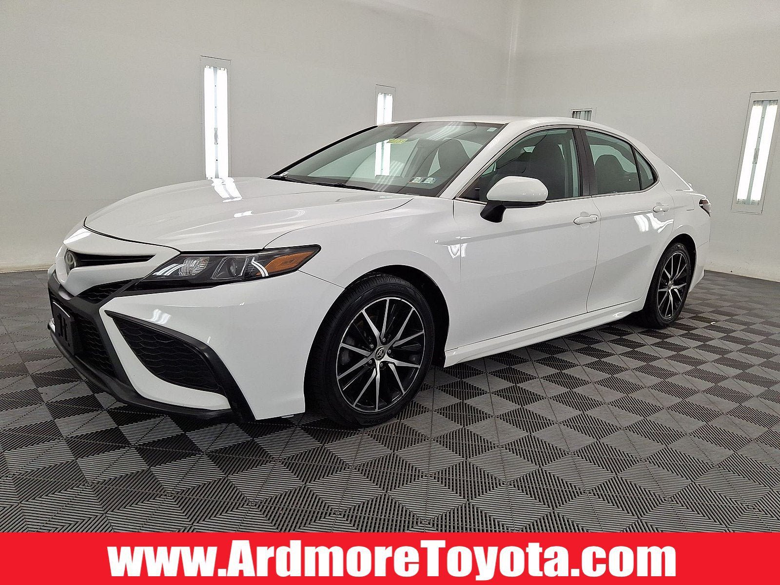 Used 2021 Toyota Camry SE