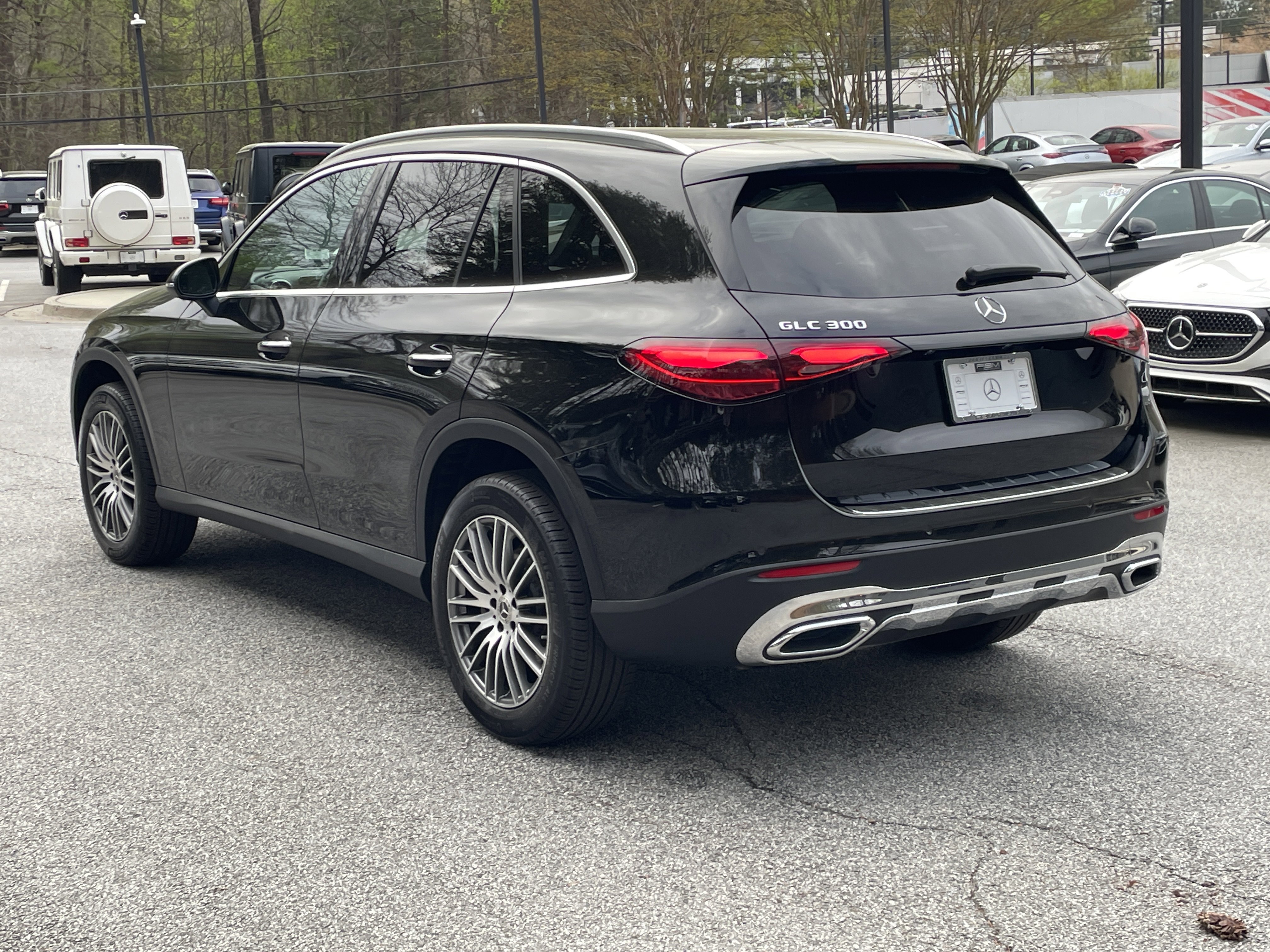 2025 Mercedes-Benz GLC 300