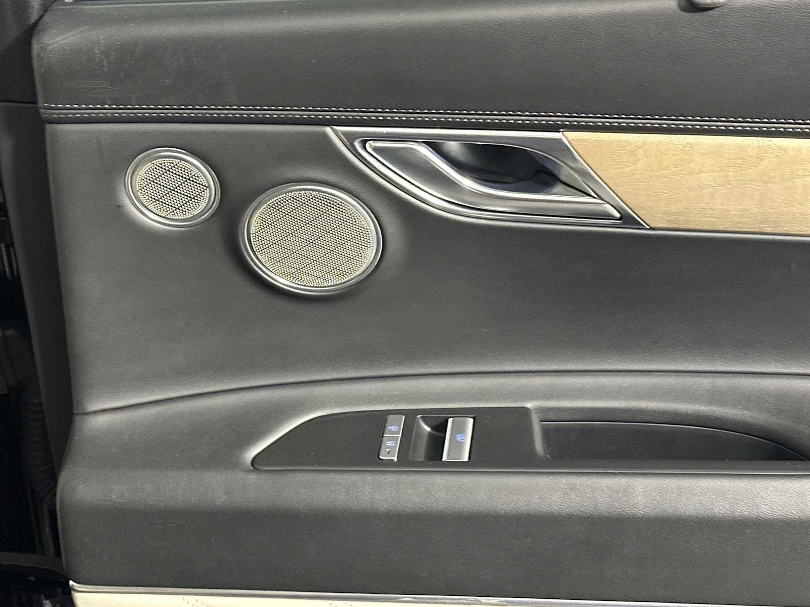 2023 Genesis Gv80 2.5T