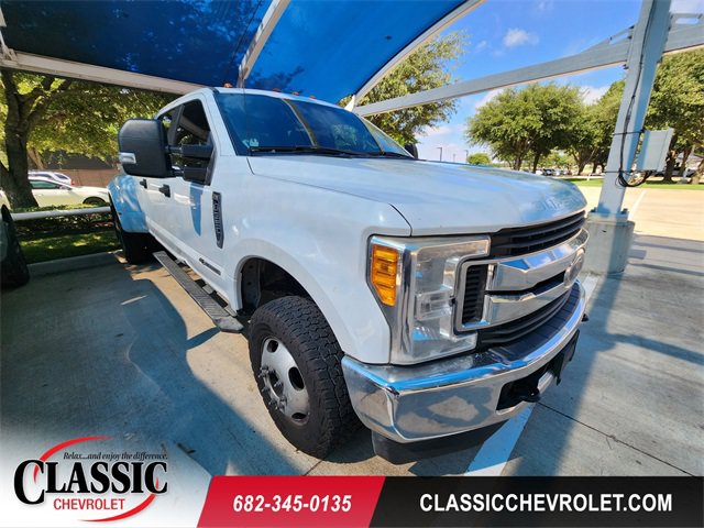 2017 Ford Super Duty F-350 DRW Lariat 4WD Crew Cab 8' Box for sale in Grapevine, TX
