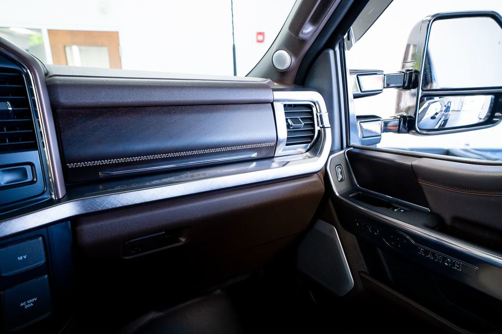 2023 Ford F450 King Ranch