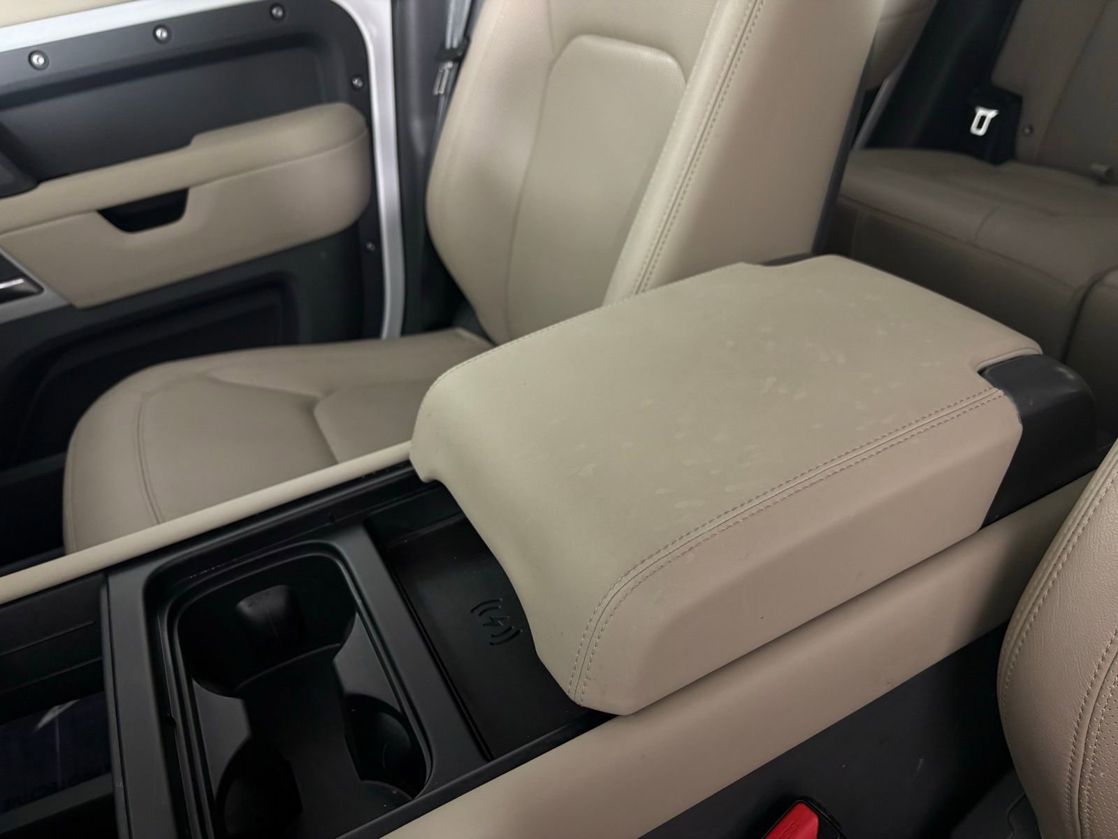 2024 Land Rover Defender 110 S