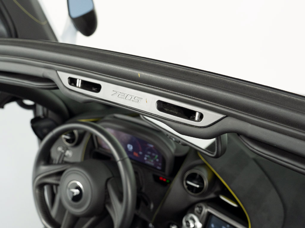 Used 2020 McLaren 720S Performance photo 32